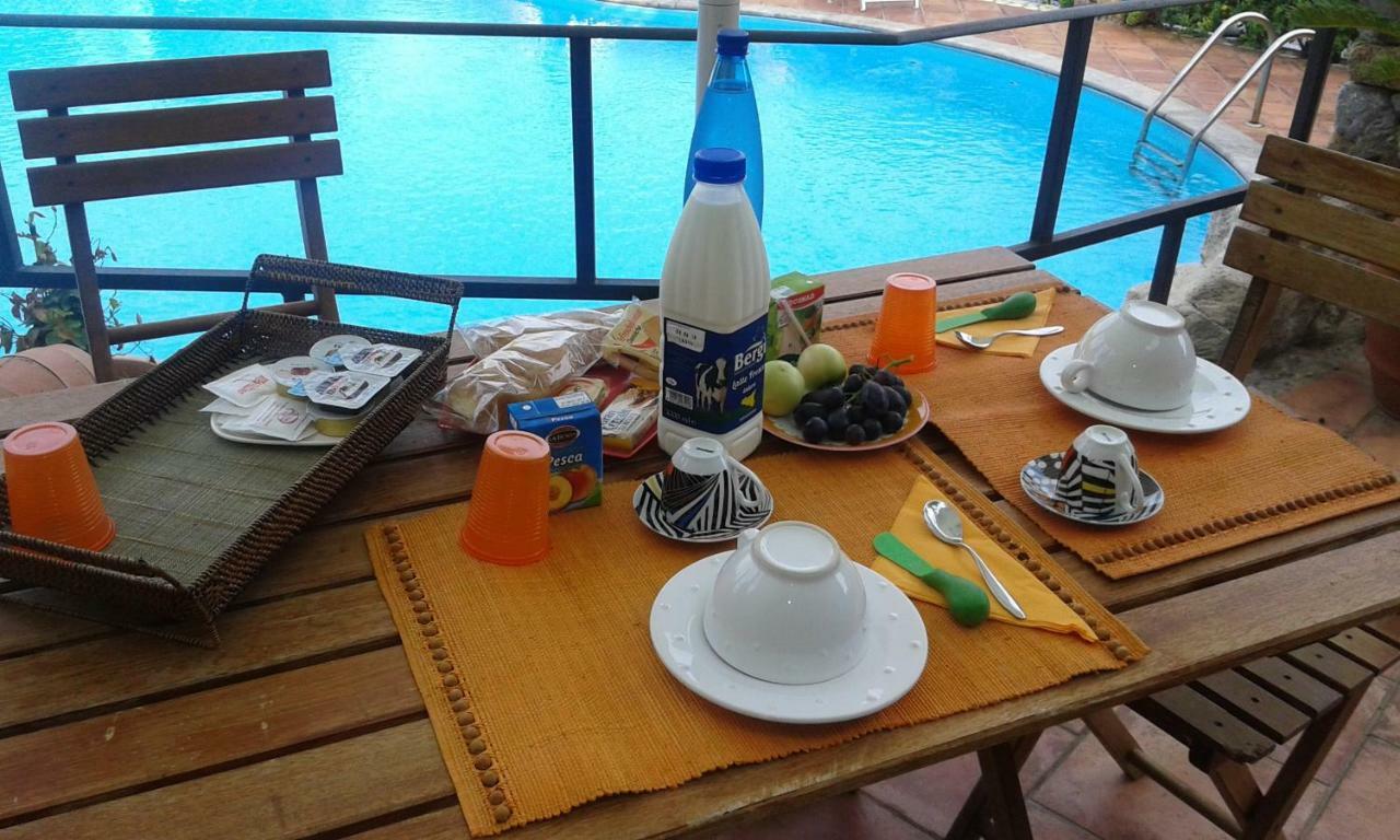 Casolare Giummari Bed & Breakfast คารินิ ภายนอก รูปภาพ