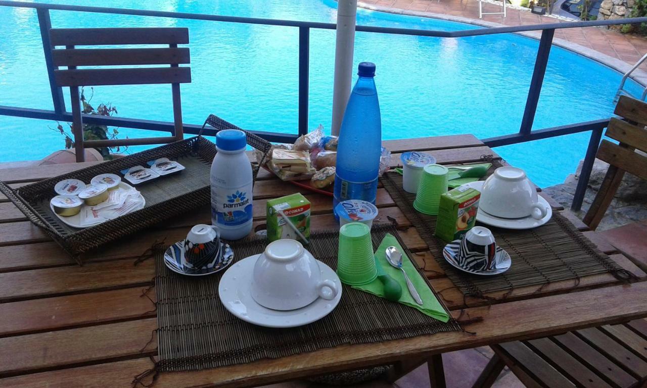 Casolare Giummari Bed & Breakfast คารินิ ภายนอก รูปภาพ